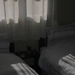 Paris House 2 *