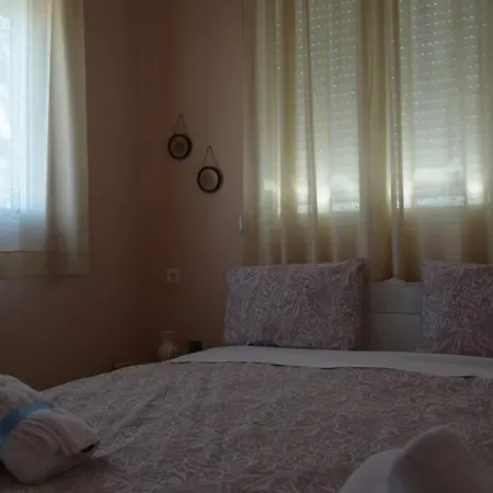 Paris House 2 아파트