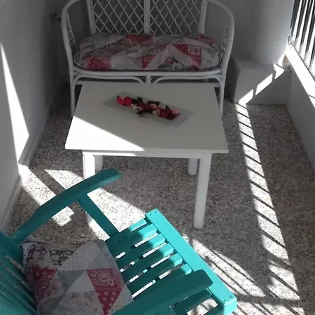 Paris House 2 פאטרה